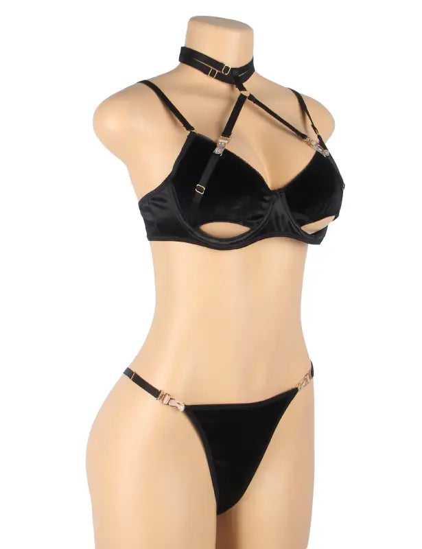Elevate Elegance with the YesX YX871Q Hollow Cut Halter Bra Set