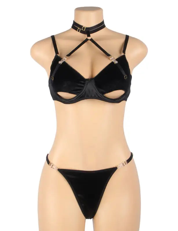 Elevate Elegance with YesX YX871 Hollow Cut Halter Bra Set