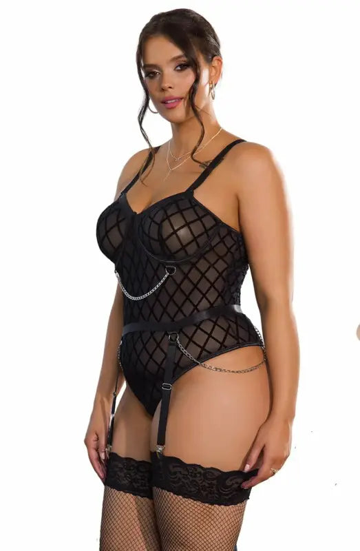 Experience Confidence in the YesX YX846Q Black Body with Captivating Fabric Design