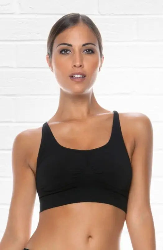 Experience Ultimate Comfort with Control Body Sports Bra Nero