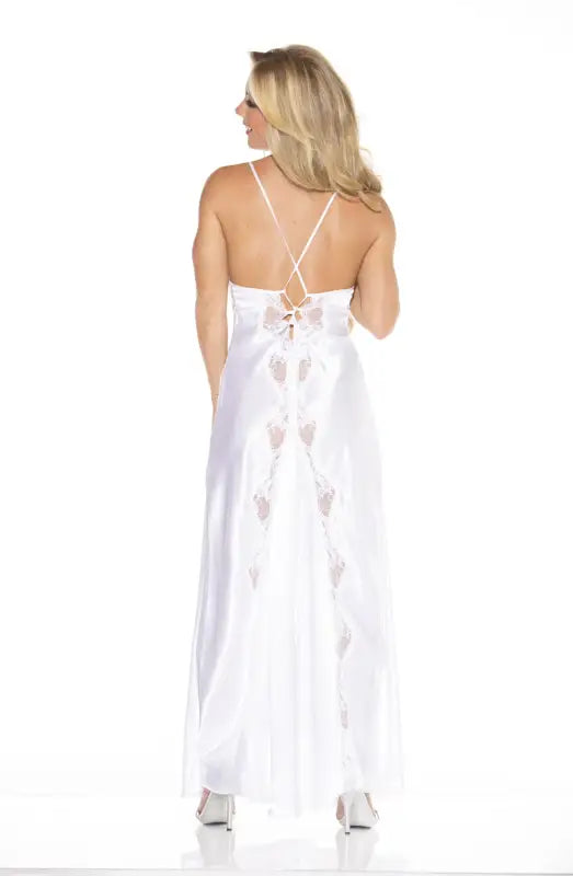 Exquisite White Long Gown with Lace Trimmed Cups and Flowing Train