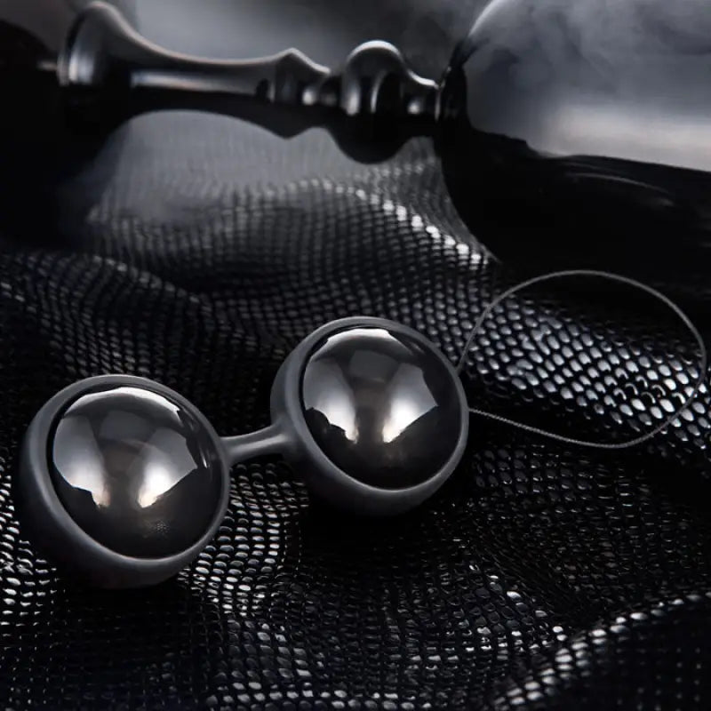Discover Intense Pleasure with Lelo Luna Beads Noir