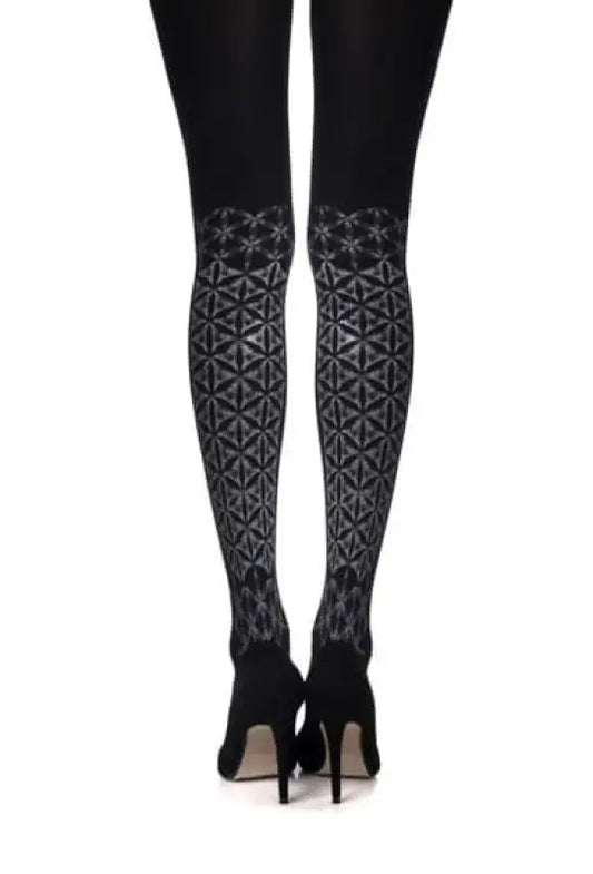 Elevate Your Style with Zohara Frozen Shapes Print Tights in Grey and Black