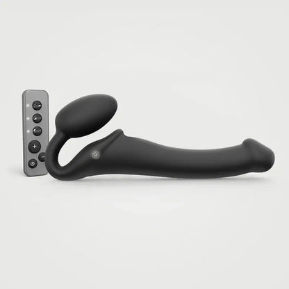 Strap On Me - Vibrating Bendable Strap-On - M - Black