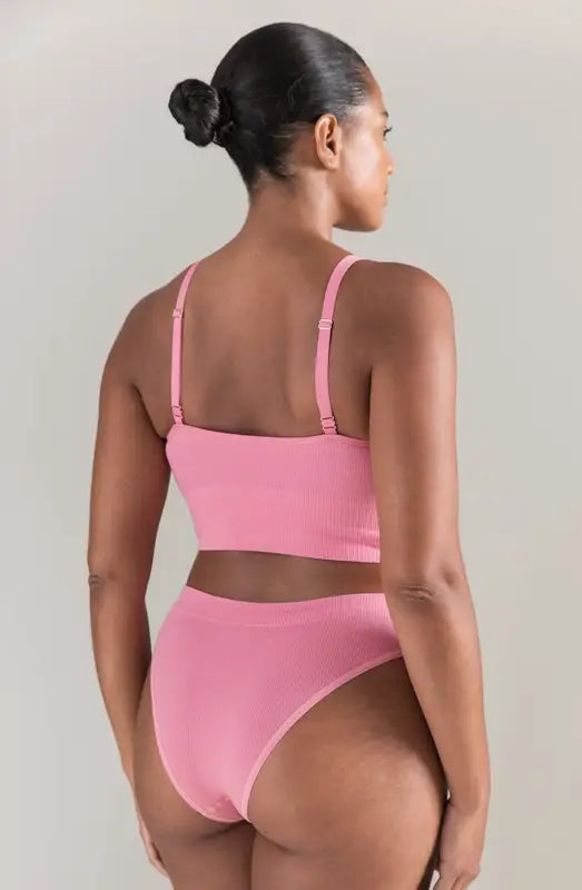 Experience Luxurious Comfort with the TENCEL™ Seamless Bralette