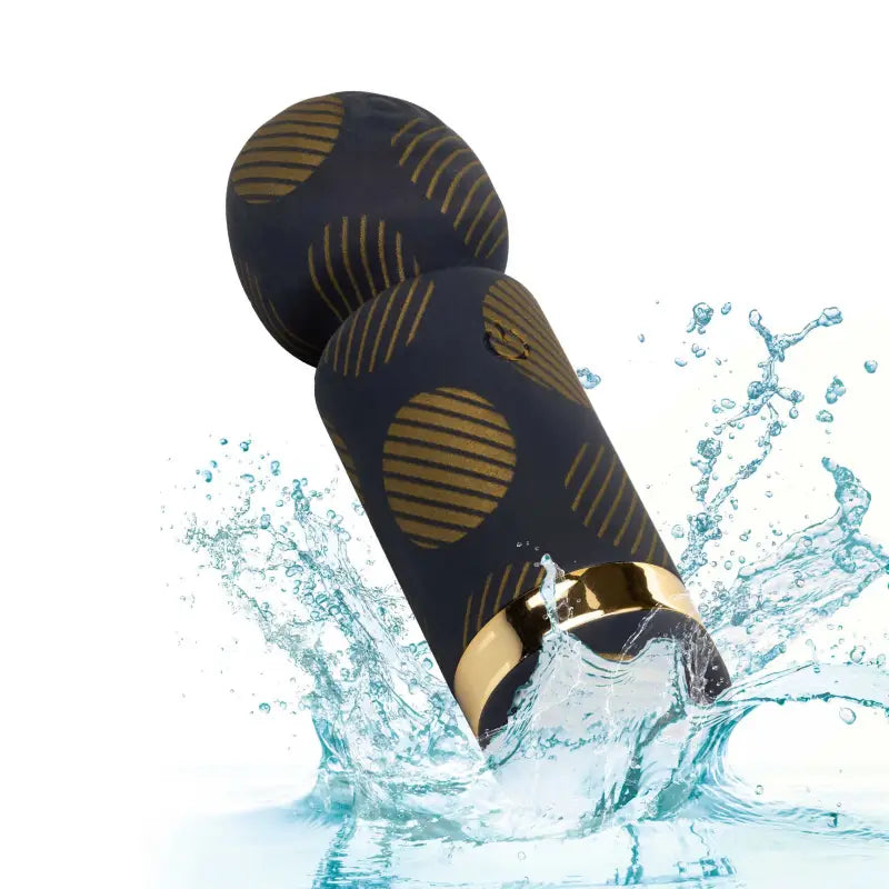 Experience Unmatched Pleasure with the Lit Clit Teenie Weenie Wand